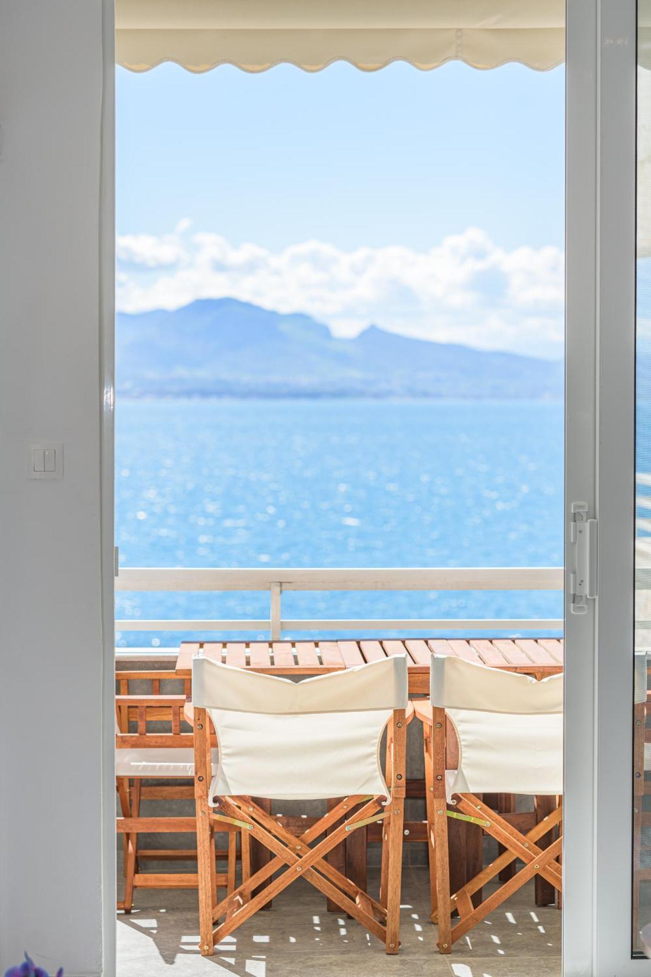 Ble Property Atlas Loutraki  Luaran gambar